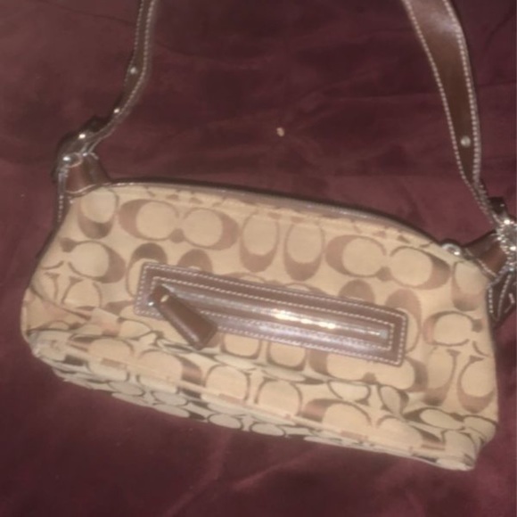 Coach Purses - Picture 4 of 11
